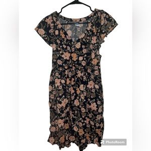 Old Navy Women Dress size M with Pockets